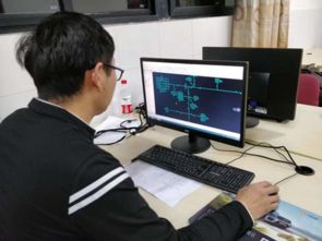 产教融合新典范 重庆交通职业学院教师服务企业助力教育行业软件开发